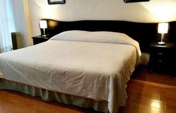 Aparthotel Grupo Kings - Alcazar De Toledo, 184 3*